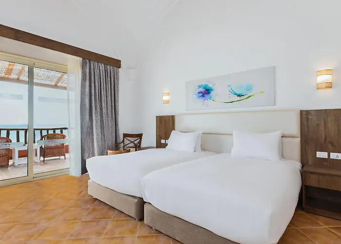 Pickalbatros Villaggio Aqua Park - Portofino 4*